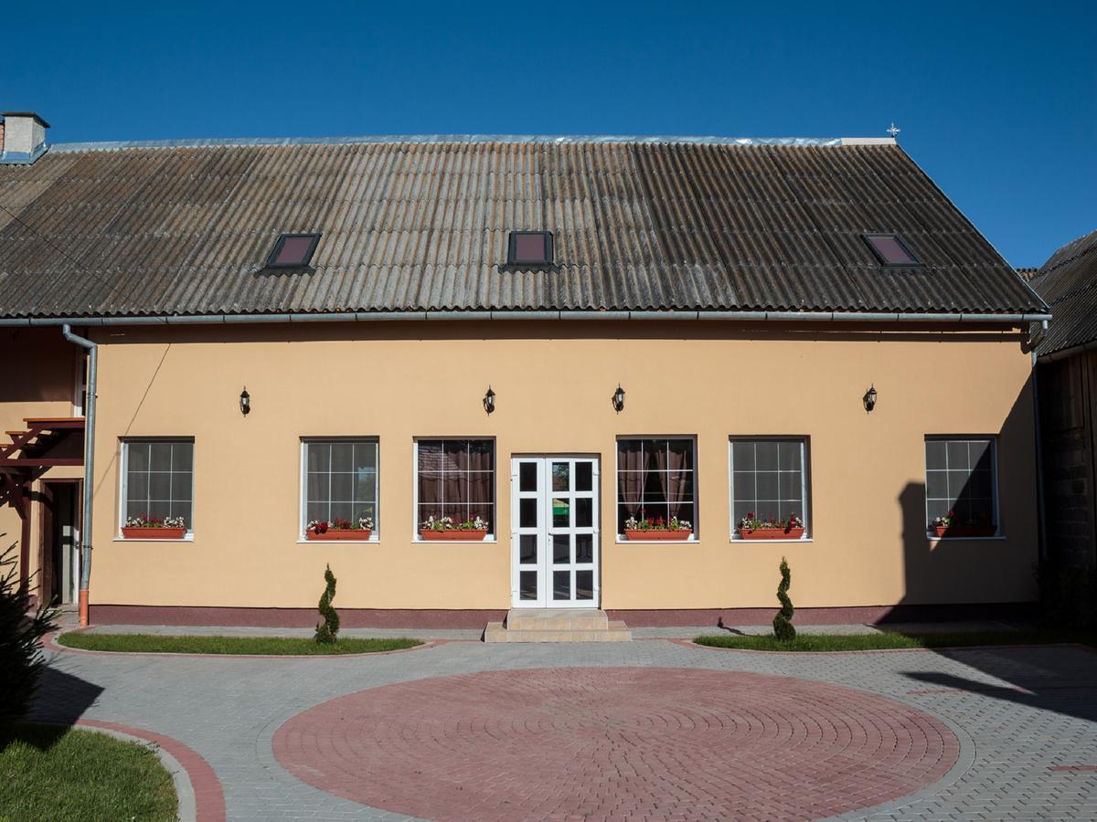 Turia Gyongyvirag Panzio Bed & Breakfast エクステリア 写真